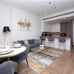Luxury 1 Bedroom Apartment At Marina Gate Jumeirah Living