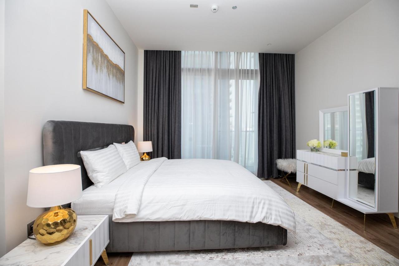 Luxury 1 Bedroom At Marina Gate Jumeirah Living Apartment