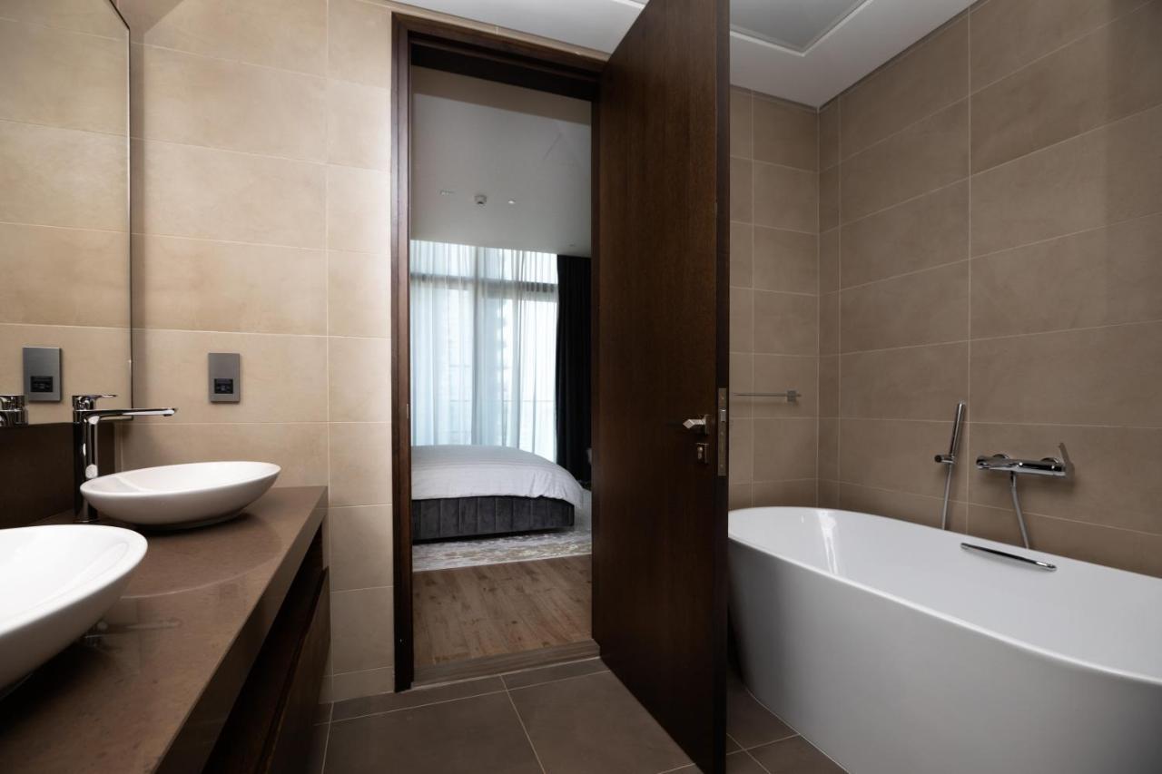 Luxury 1 Bedroom At Marina Gate Jumeirah Living *
