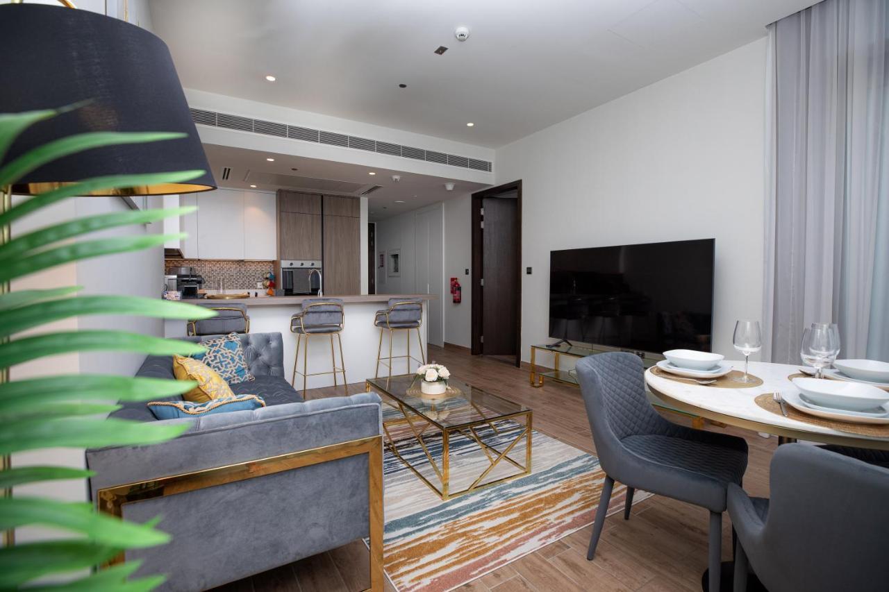 Luxury 1 Bedroom At Marina Gate Jumeirah Living Dubai