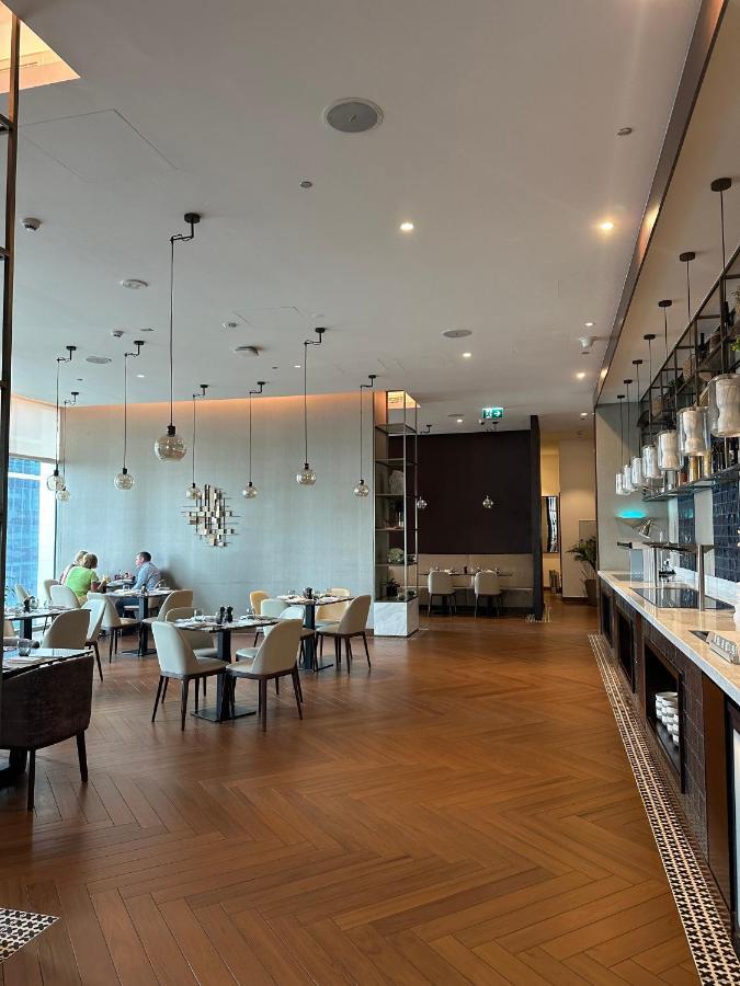 Luxury 1 Bedroom At Marina Gate Jumeirah Living